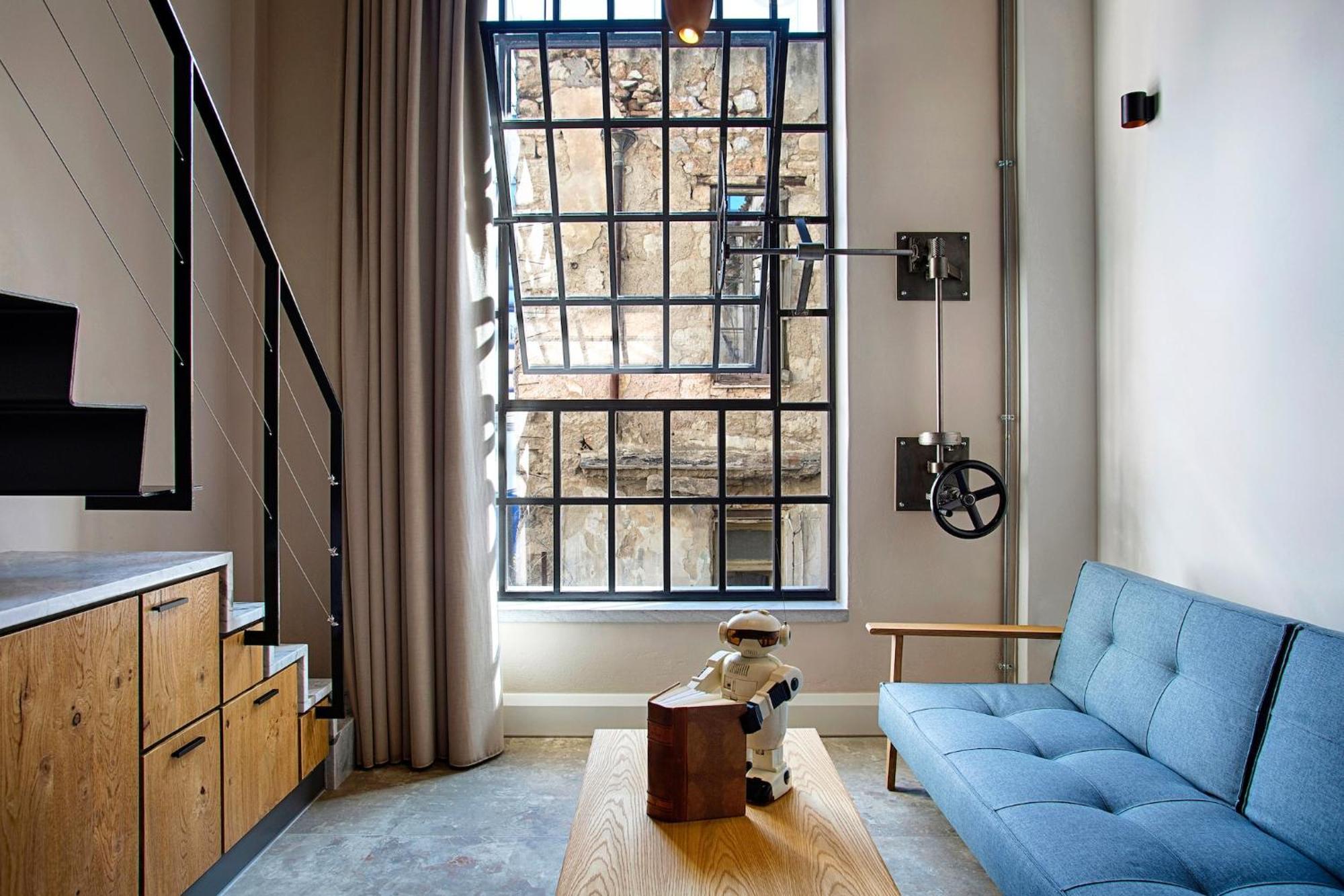 Apartment Split Level